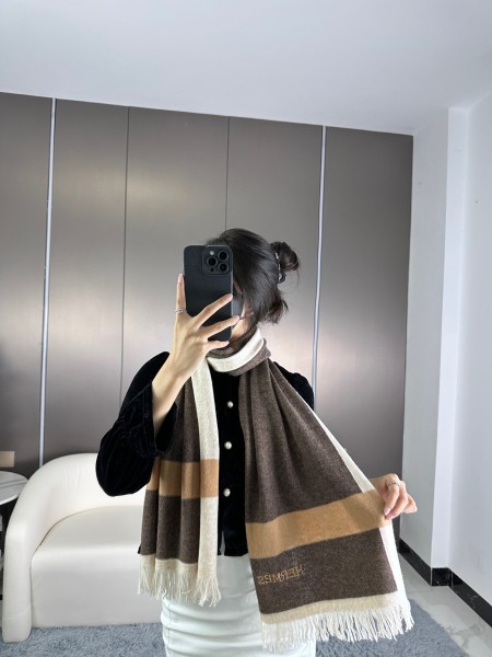 Streetwear Scarf Hermes  326458 SIZE:40*180cm