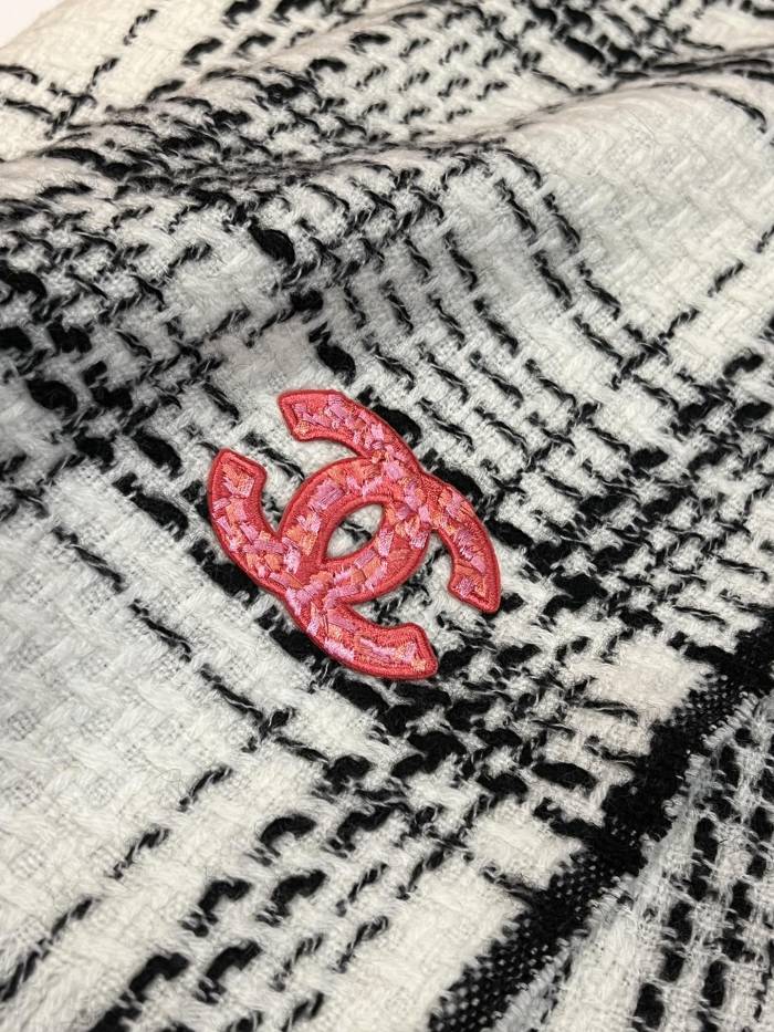 Streetwear Scarf CELINE 326443 size：200*65cm