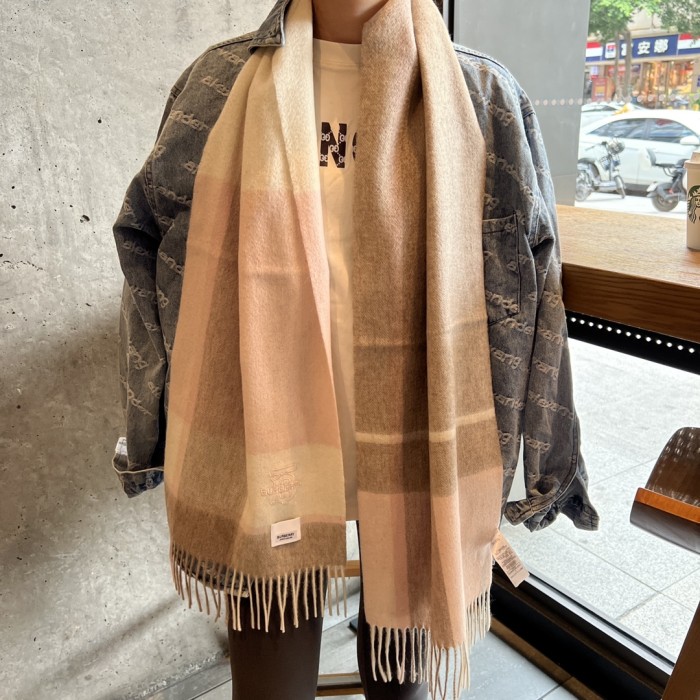 Streetwear Scarf BURBERRY 326349 size：30*168cm