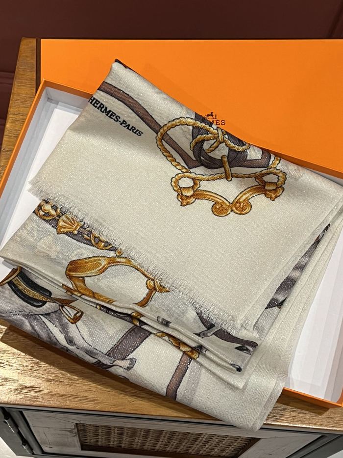 Streetwear Scarf Hermes  326304 SIZE:110*200cm