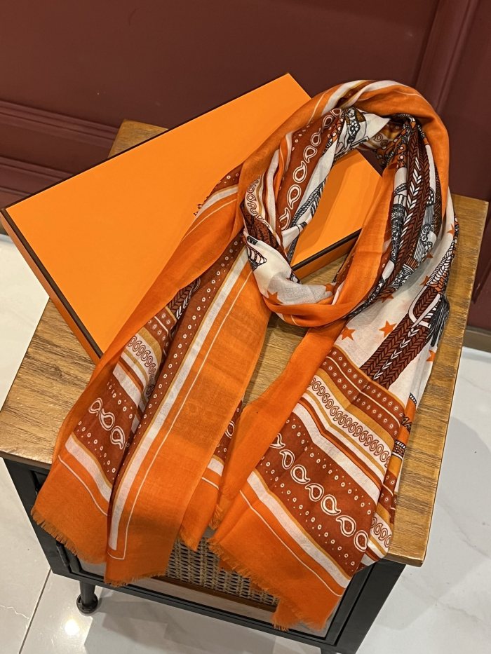 Streetwear Scarf Hermes  326311 SIZE:200*100cm