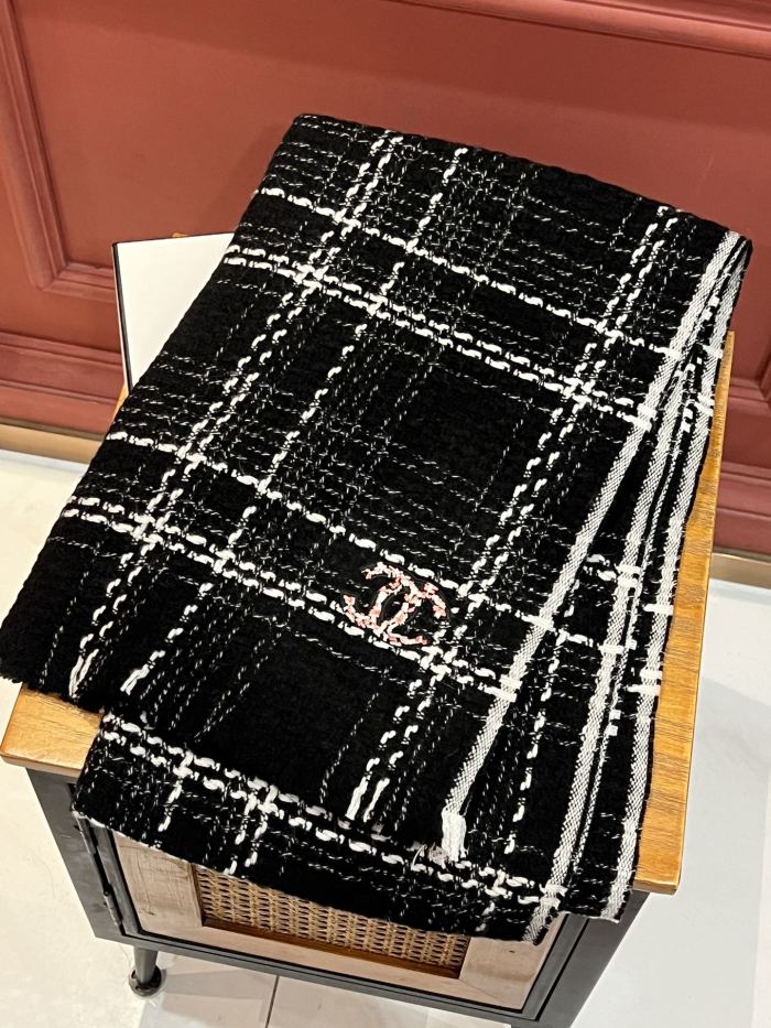 Streetwear Scarf CELINE 326444 size：200*65cm