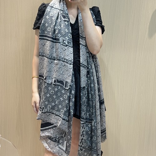 Streetwear Scarf LV 326462 SIZE:110*200cm