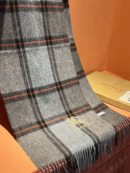 Streetwear Scarf BURBERRY 326438 size：32*192cm