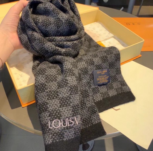 Streetwear Scarf LV 325999  SIZE:35*170cm