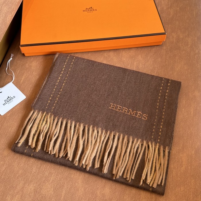 Streetwear Scarf Hermes  325973 SIZE:30x190cm
