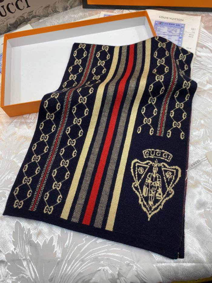 Streetwear Scarf GUCCI 326239 SIZE:180*30cm