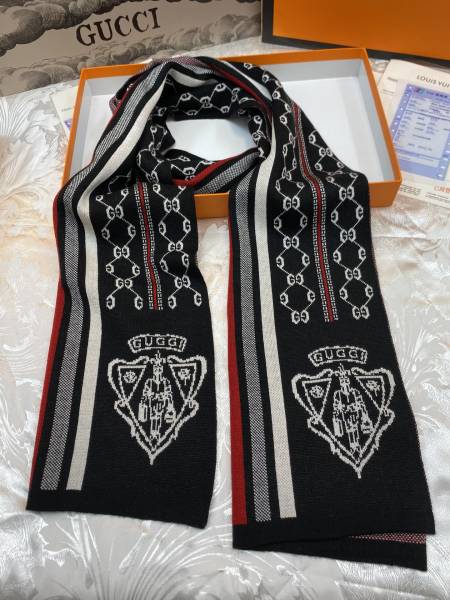 Streetwear Scarf GUCCI 326241 SIZE180*30cm