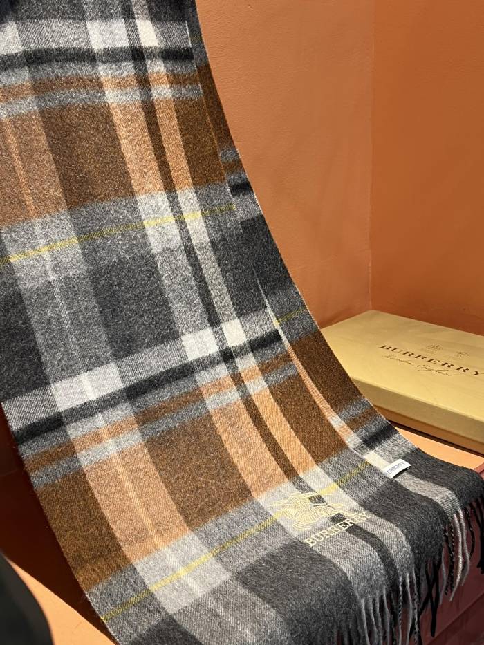 Streetwear Belt BURBERRY  326296 size:32*180  cm