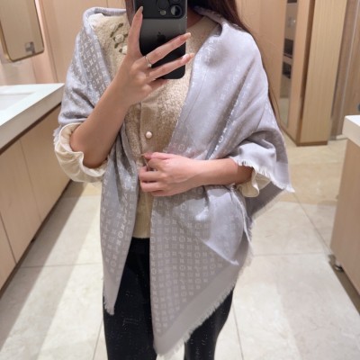 Streetwear Scarf LV 326009 SIZE:120cm*120cm