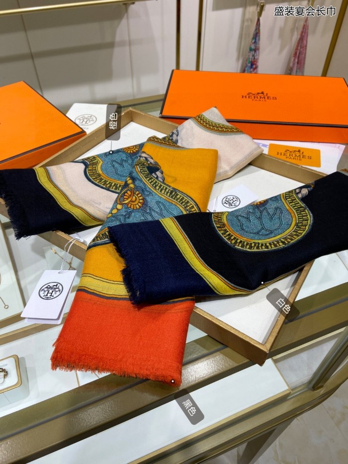 Streetwear Scarf Hermes  326045 SIZE:110*200cm