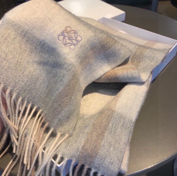 Streetwear Scarf Loewe 326006 SIZE:30*180cm