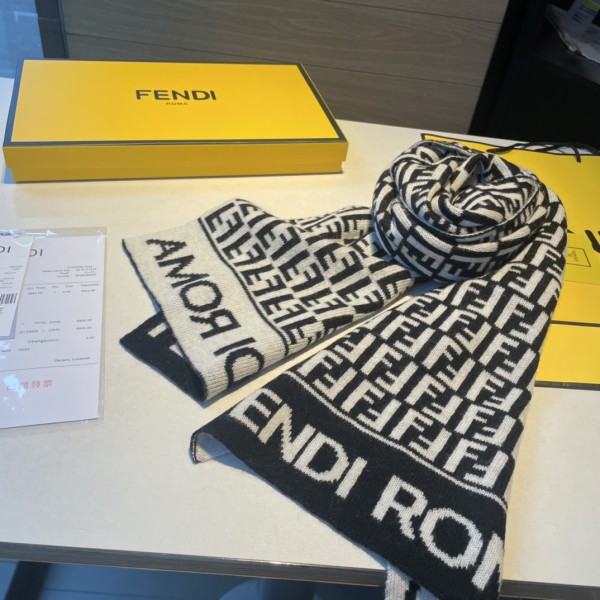 Streetwear Scarf FENDI 326246 SIZE:30*180cm