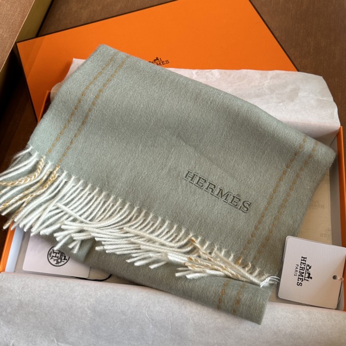 Streetwear Scarf Hermes  325972 SIZE:30x190cm