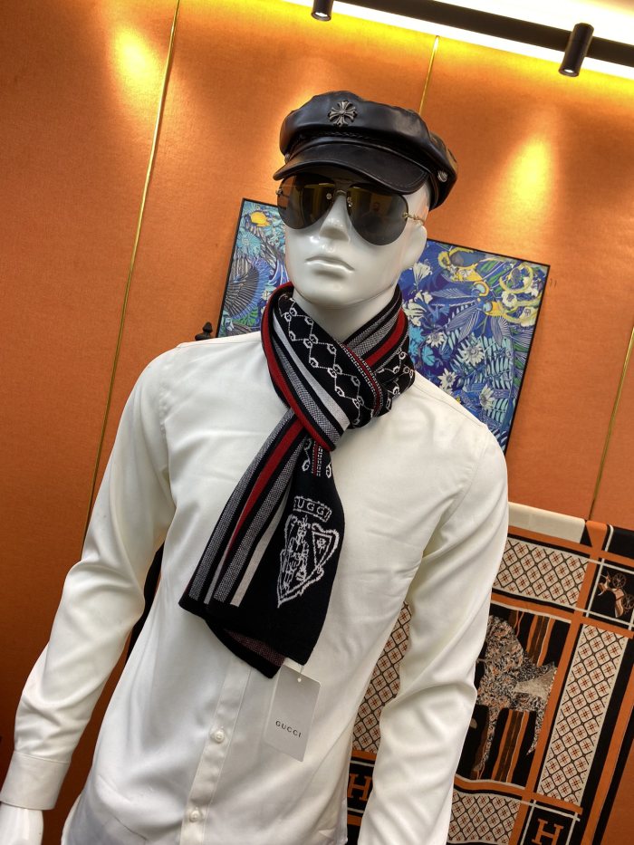 Streetwear Scarf GUCCI 326241 SIZE180*30cm