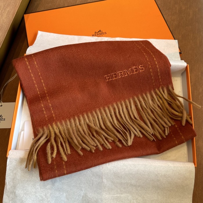 Streetwear Scarf Hermes  325975 SIZE:30x190cm