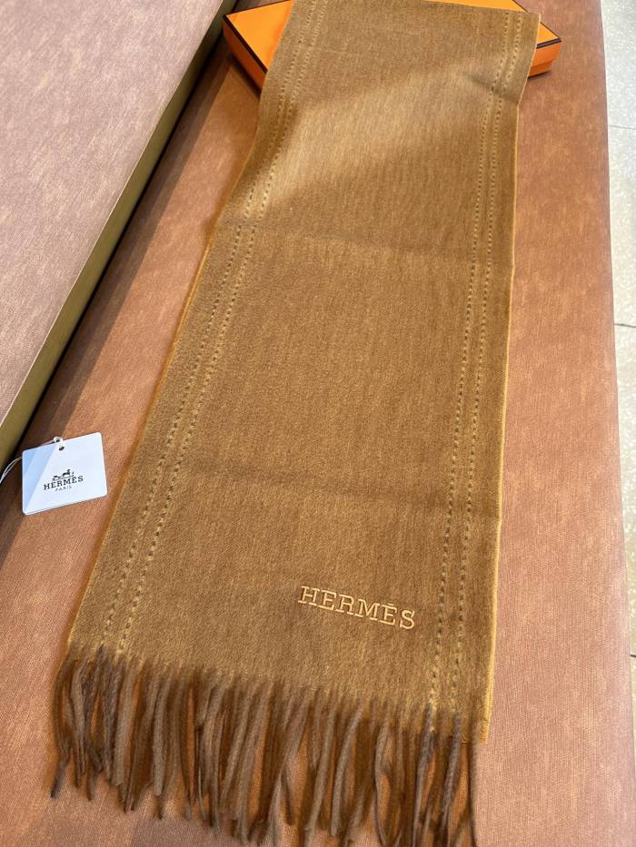 Streetwear Scarf Hermes  325971 SIZE:30x190cm