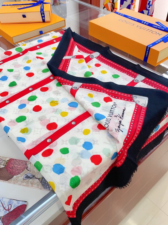 Streetwear Belt LV 326070 size:100*200cm