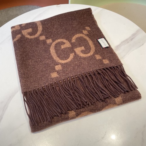 Streetwear Scarf GUCCI 326252