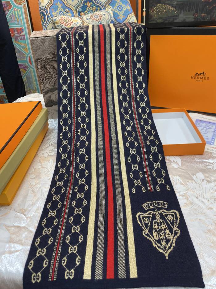 Streetwear Scarf GUCCI 326239 SIZE:180*30cm