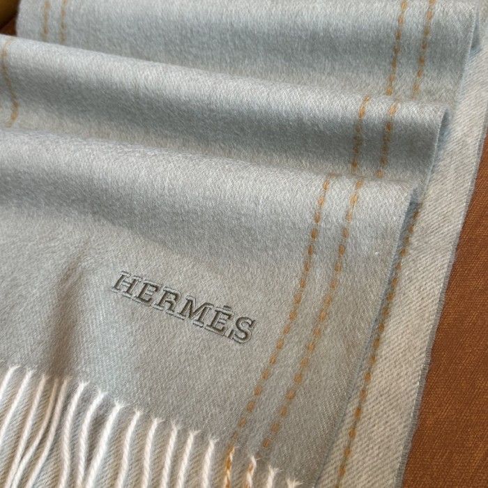 Streetwear Scarf Hermes  325972 SIZE:30x190cm