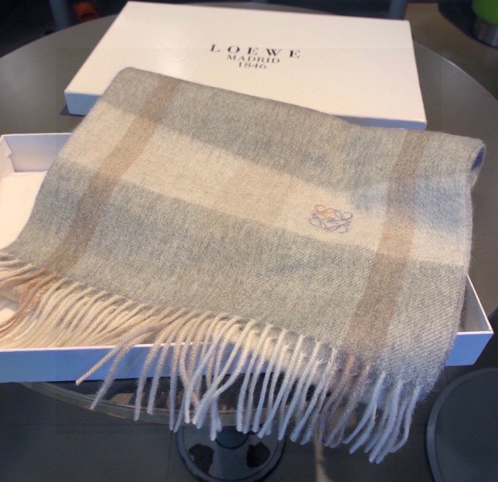 Streetwear Scarf Loewe 326006 SIZE:30*180cm