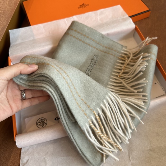 Streetwear Scarf Hermes  325972 SIZE:30x190cm