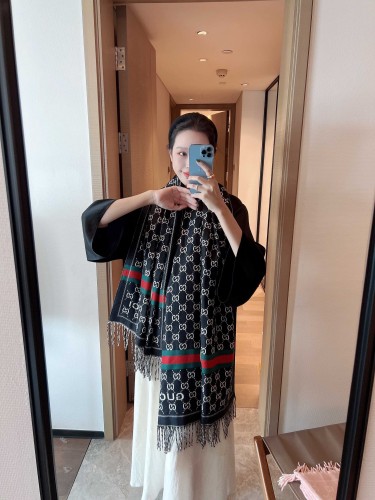 Streetwear Belt GUCCI 326232 size:65*180CM