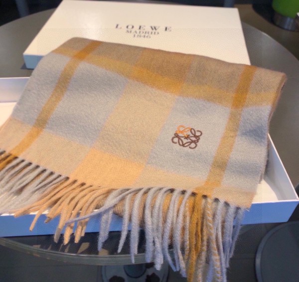 Streetwear Scarf Loewe 326005 SIZE:30*180cm