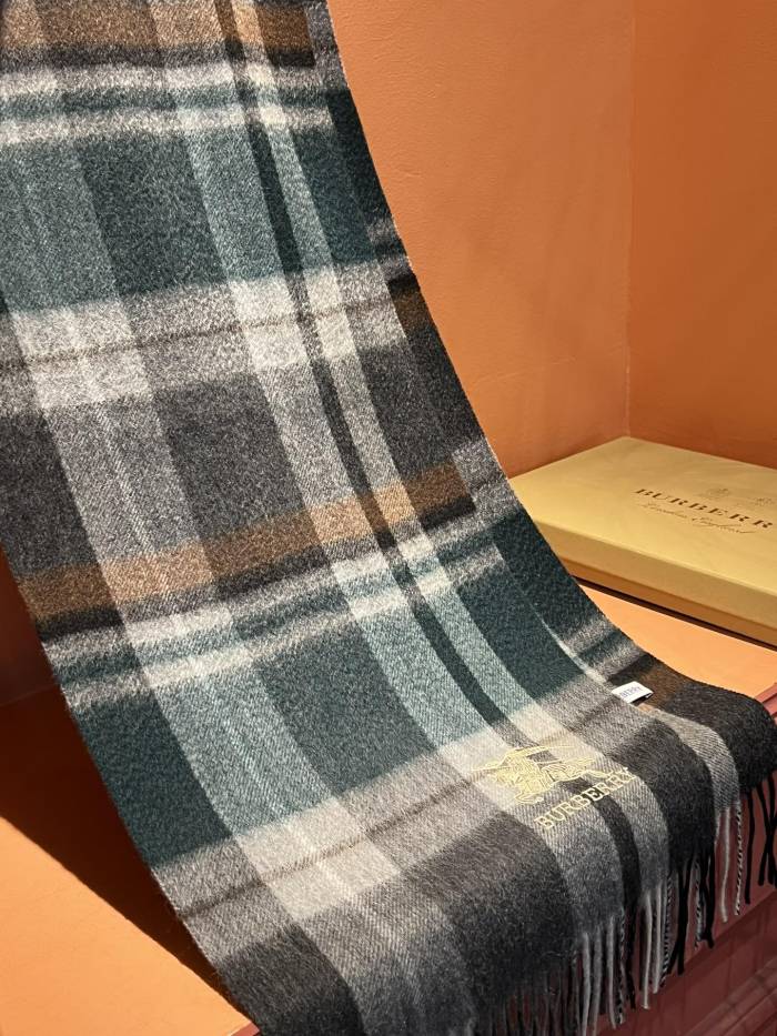 Streetwear Belt BURBERRY  326295 size:32*180  cm