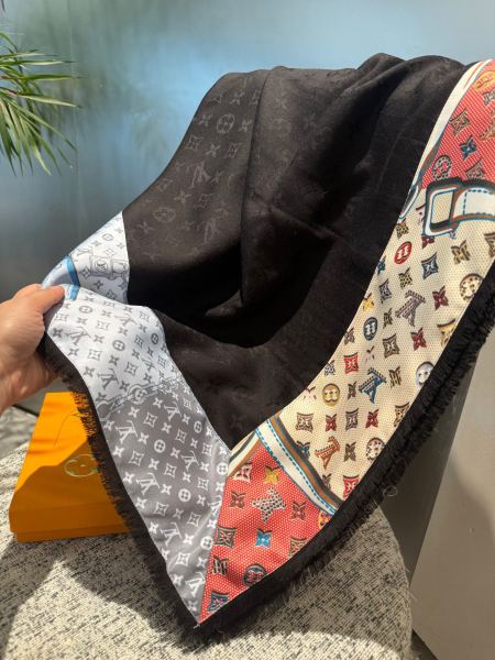 Streetwear Scarf LV 325981 SIZE:140*140cm