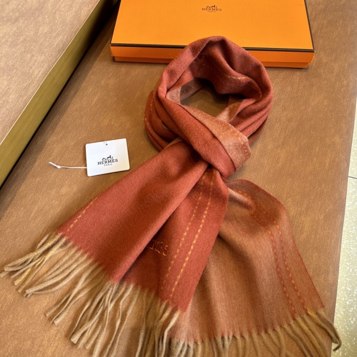 Streetwear Scarf Hermes  325975 SIZE:30x190cm