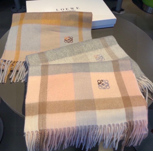 Streetwear Scarf Loewe 326004 SIZE:30*180cm