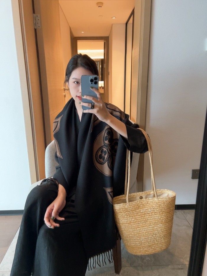 Streetwear Belt LV 326262 size:200 x 70CM