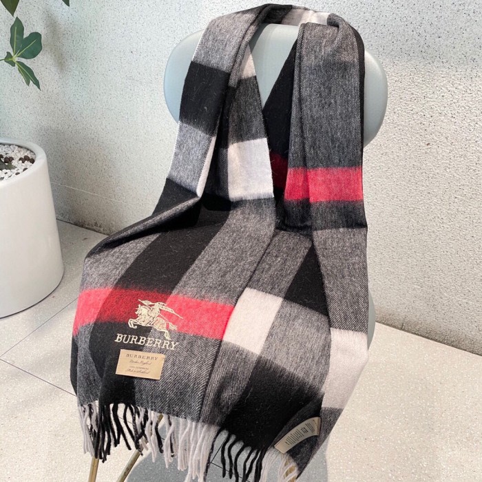 Streetwear Scarf BURBERRY 325963 