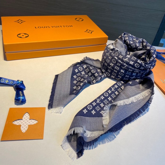 Streetwear Scarf LV 326010 SIZE:120cm*120cm