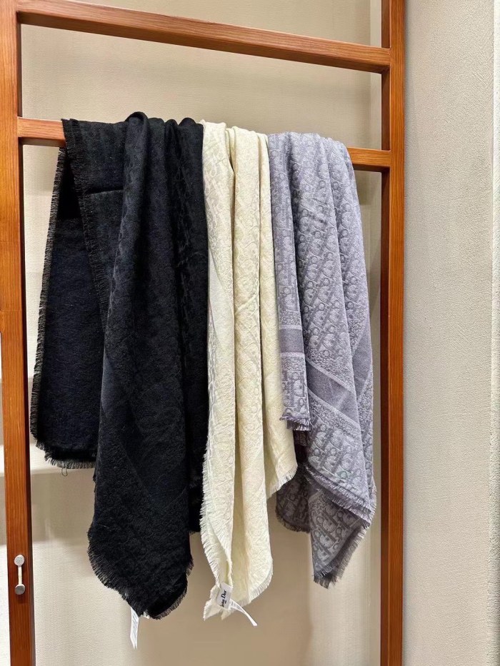 Streetwear Scarf Dior 325984 SIZE:140*140CM