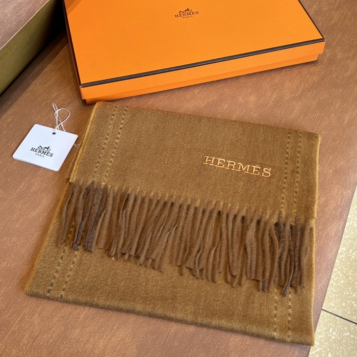 Streetwear Scarf Hermes  325971 SIZE:30x190cm