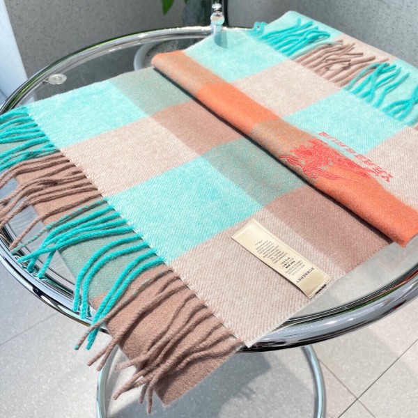 Streetwear Scarf BURBERRY 325964