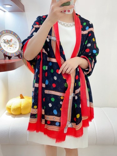 Streetwear Belt LV 326071 size:100*200cm