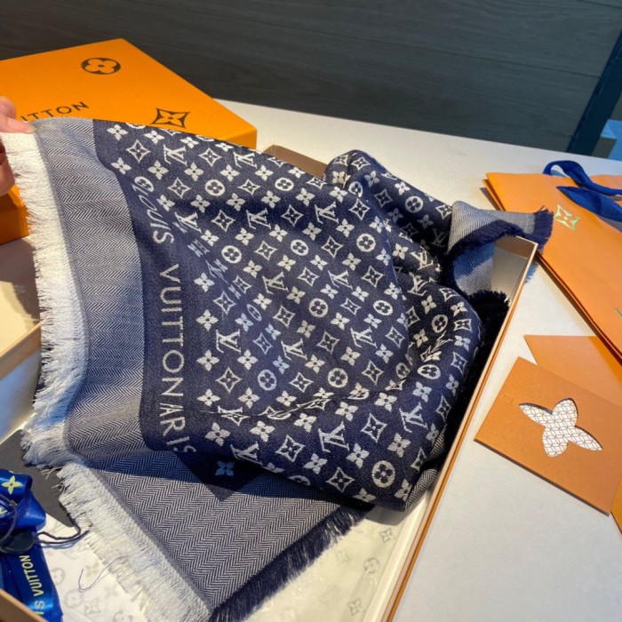 Streetwear Scarf LV 326010 SIZE:120cm*120cm