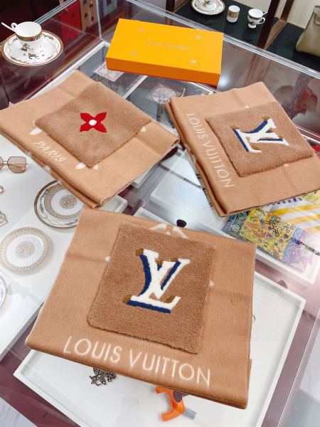 Streetwear Scarf LV 326052 SIZE:45*200cm