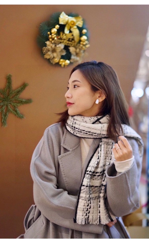 Streetwear Scarf CHANEL 325988 size：35 *180CM