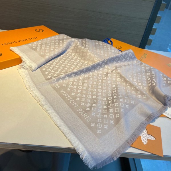 Streetwear Scarf LV 326009 SIZE:120cm*120cm