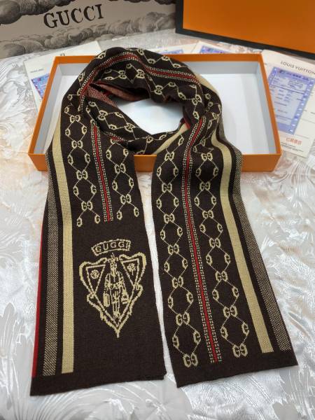 Streetwear Scarf GUCCI 326240 SIZE:180*30cm
