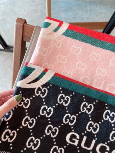 Streetwear Belt GUCCI 326232 size:65*180CM