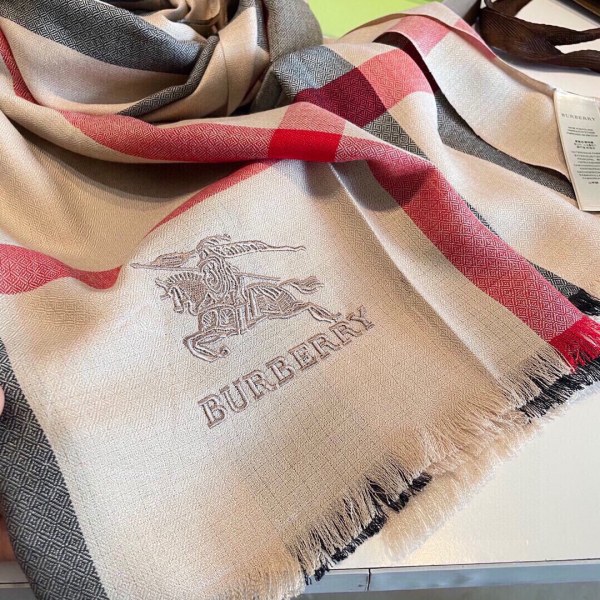 Streetwear Scarf BURBERRY 325940 size：70*200cm 