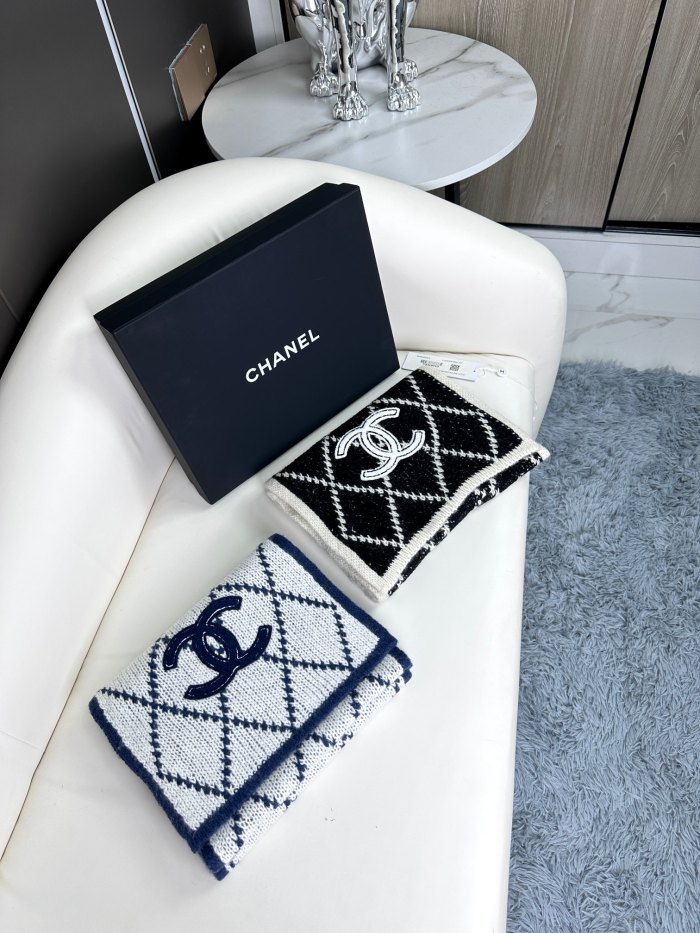 Streetwear Scarf CHANEL 325913 size：30cm×180cm