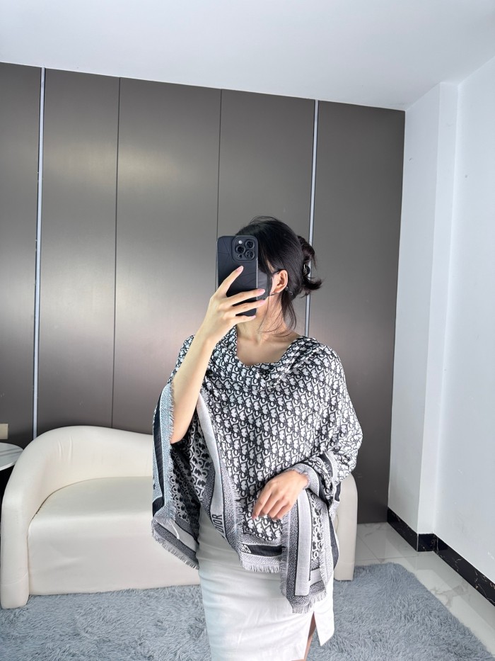 Streetwear Scarf Dior 325909 SIZE:140 x 140cm