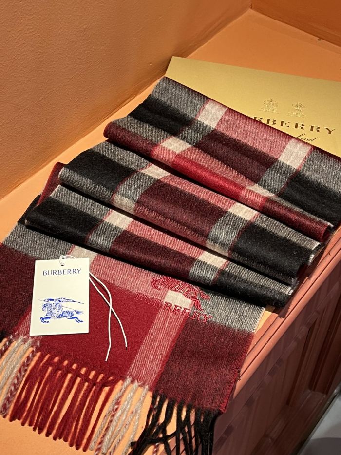 Streetwear Scarf BURBERRY 325884 size：32*180  cm